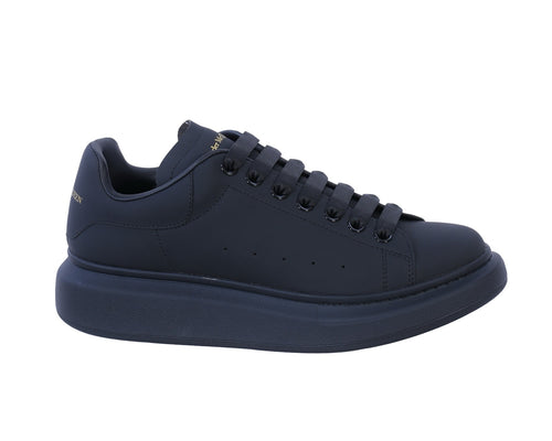 Alexander McQueen - Triple Black